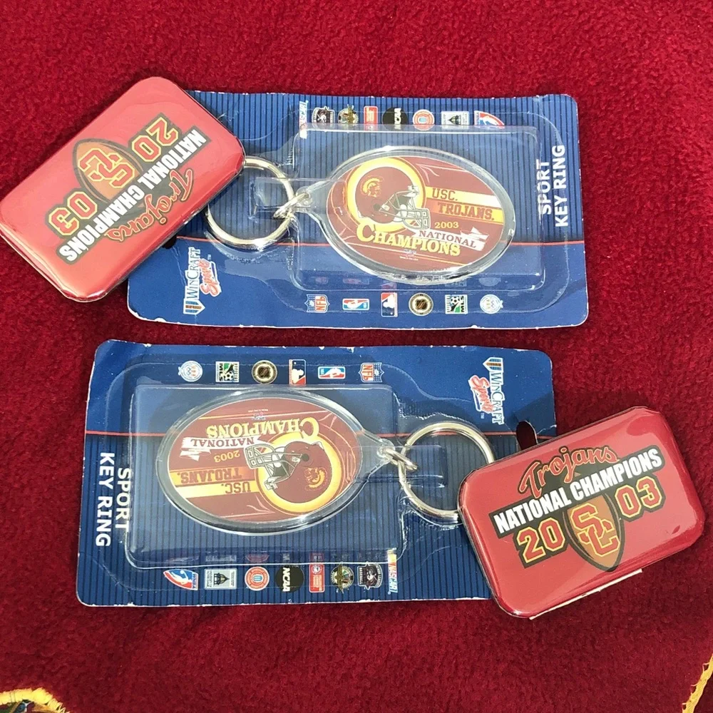USC Trojans Fan Collectible Bundle 2 keychains, football pins,mug, blanket ticke - Picture 10 of 16